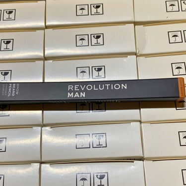 Revolution MAN Brow Beard Pencil 0.003OZ Light Brown